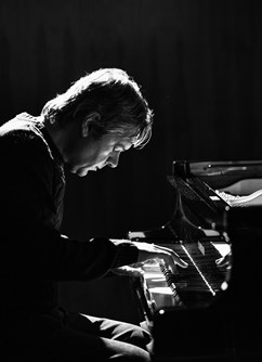 Klavírní koncert Lorenzo Masotto: Between Silence and Sound